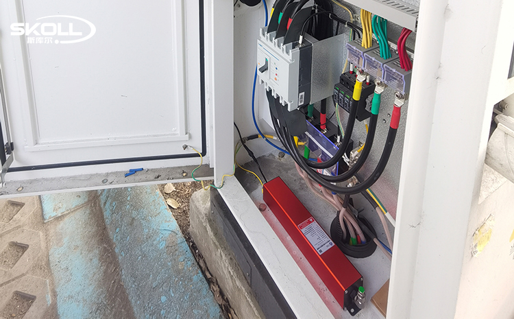 充電樁非儲(chǔ)壓式全氟己酮自動(dòng)滅火裝置.jpg 充電樁非儲(chǔ)壓式全氟己酮自動(dòng)滅火裝置.jpg